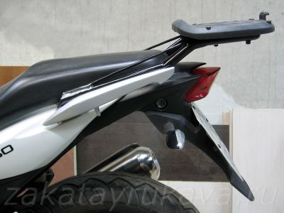 Багажник усиленной конструкции на мотоцикле Stels Flex 250.
